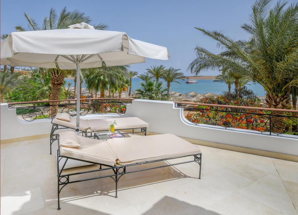 Royal Suite Queen Bed Sea View,1149148156:JPEG